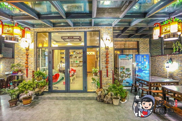 【联排别墅店】迎霞渔家餐厅大院