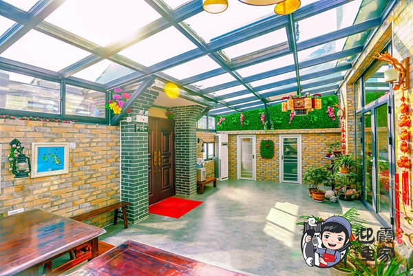 【联排别墅店】迎霞渔家餐厅大院