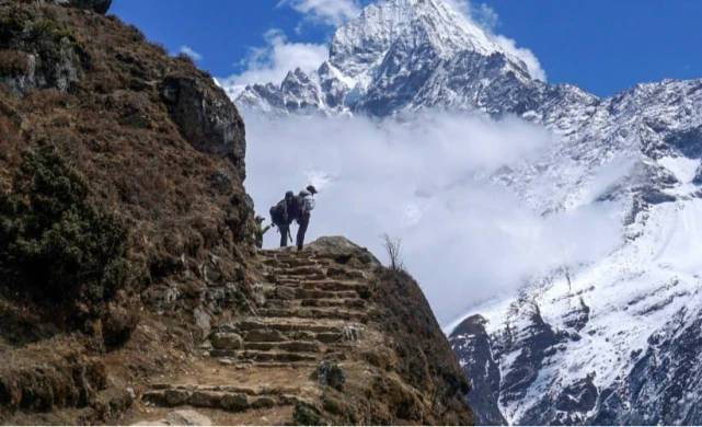 数百登山者被困喜马拉雅山 尼泊尔旅游局正式回应